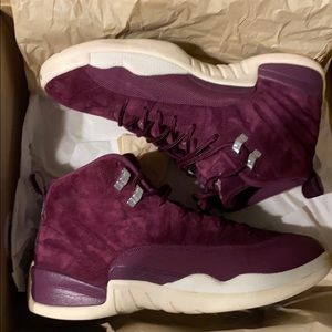SIZE 11 JORDAN 12 BORDEAUX ONLY $180
